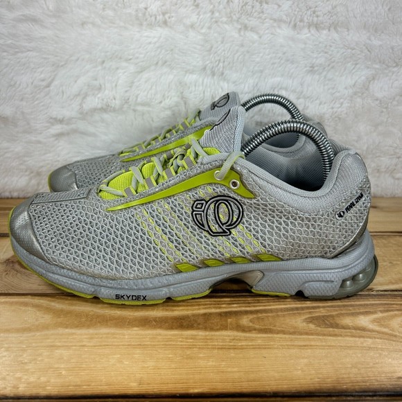 Pearl Izumi Womens Size 8.5 Running Shoes Streak SL Run Like an Animal Silver - Picture 1 of 12